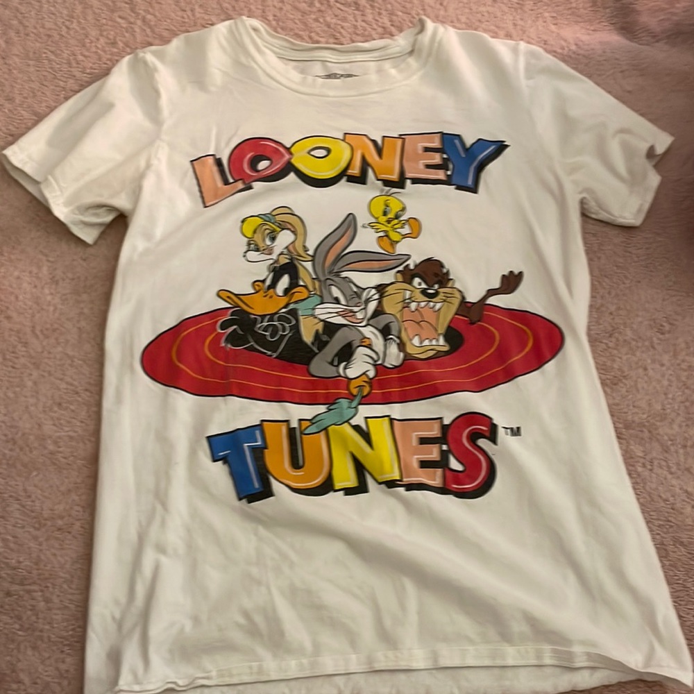 Looney tunes tee
